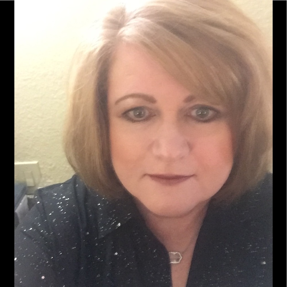 Meet your Posher, Kristy.  Bundle for savings!!!
